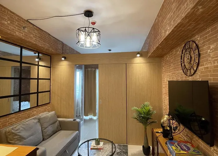 Grass Residences Industrial-themed Staycation Appartement Manilla