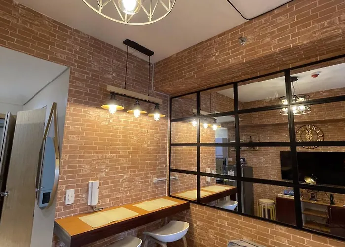 Grass Residences Industrial-themed Staycation Appartement *