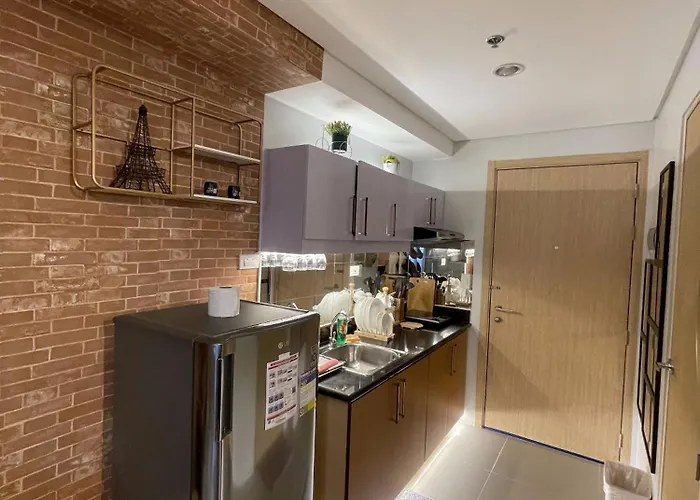 Appartement Grass Residences Industrial-themed Staycation *