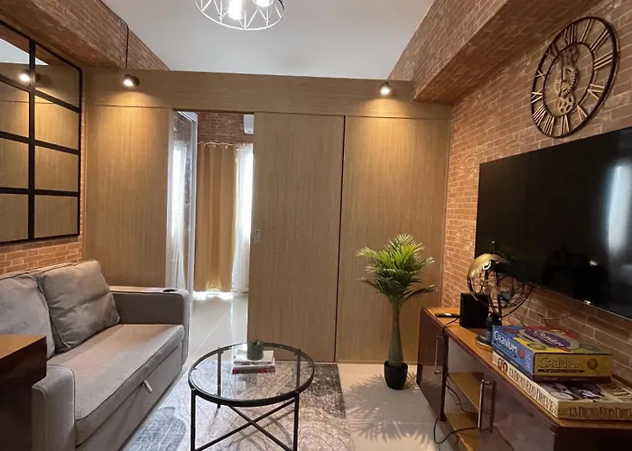 Appartement Grass Residences Industrial-themed Staycation Manilla