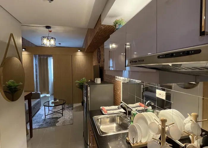 Appartement Grass Residences Industrial-themed Staycation Manilla